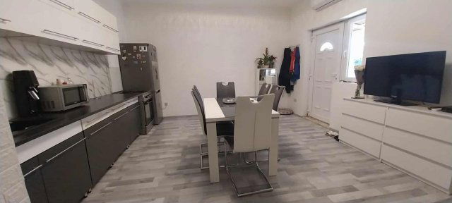 Eladó téglalakás, Budapesten, X. kerületben, Sibrik Miklós úton