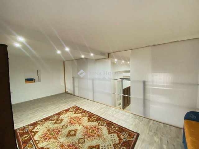 Eladó téglalakás, Budapesten, VI. kerületben 94.9 M Ft, 1 szobás