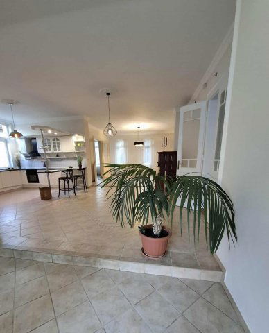 Eladó családi ház, Nyíregyházán 99 M Ft, 3 szobás