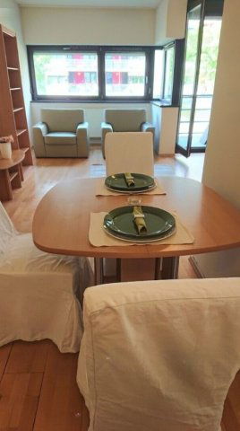 Kiadó téglalakás, albérlet, XIII. kerületben, Népfürdő utcában