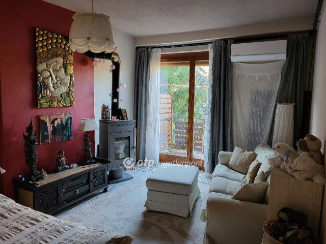 Eladó téglalakás, Budapesten, XIV. kerületben 130 M Ft