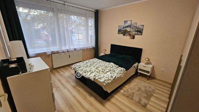 Eladó téglalakás, Egerben 46.9 M Ft, 2 szobás