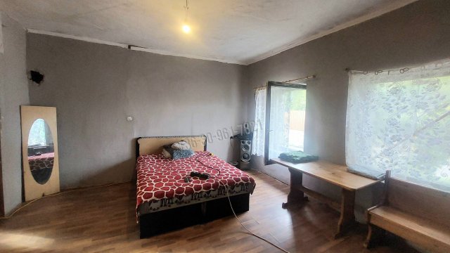 Eladó családi ház, Sarkadon, Gyár utcában 6 M Ft, 2 szobás