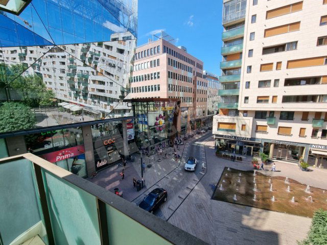 Eladó téglalakás, Budapesten, VIII. kerületben, Corvin sétányon