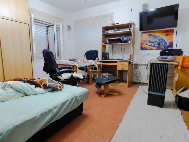 Eladó családi ház, Budapesten, XVI. kerületben 79.9 M Ft
