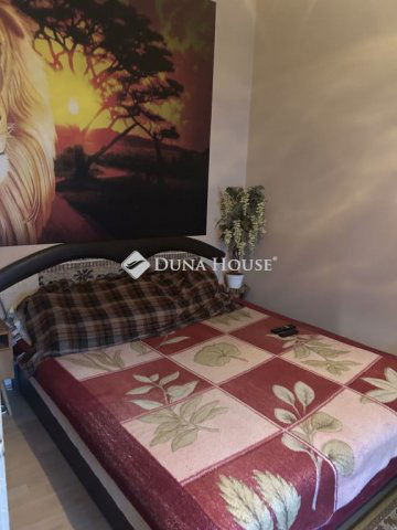 Eladó téglalakás, Mosonmagyaróváron 34.99 M Ft, 2 szobás