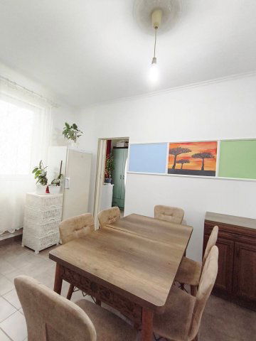 Eladó családi ház, Szigetszentmiklóson 91.9 M Ft, 5 szobás