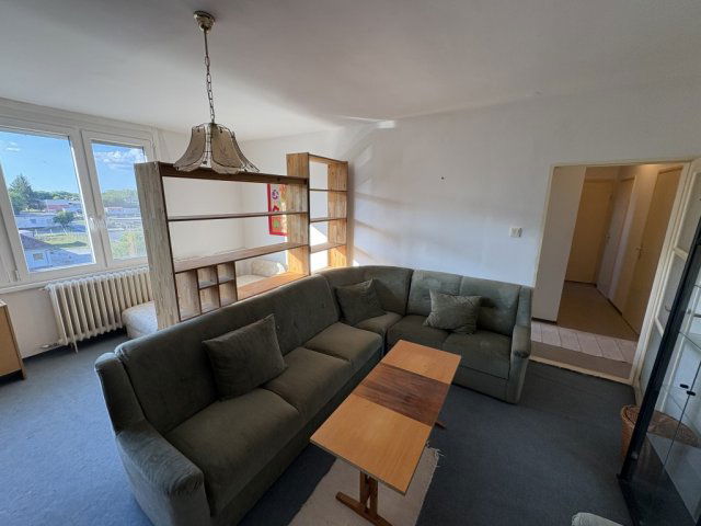 Eladó panellakás, Tamásiban 16 M Ft, 2 szobás