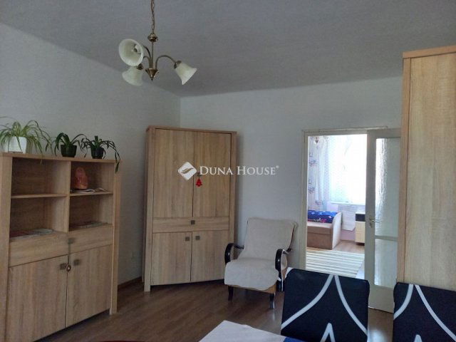 Kiadó téglalakás, albérlet, Egerben 160 E Ft / hó, 2 szobás