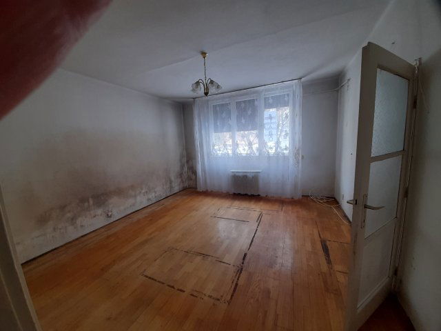 Eladó téglalakás, Budapesten, XVI. kerületben, Lándzsa utcában