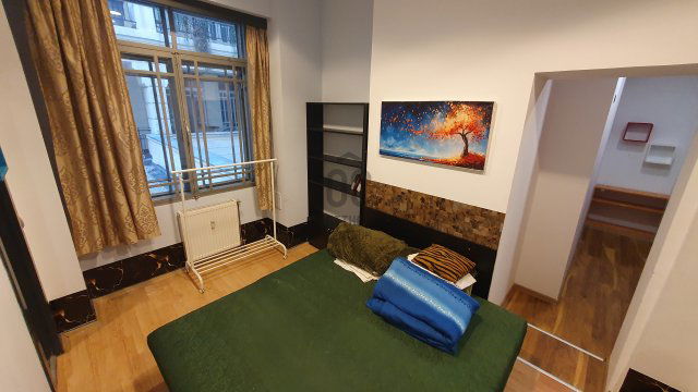 Kiadó téglalakás, albérlet, V. kerületben, Váci utcában