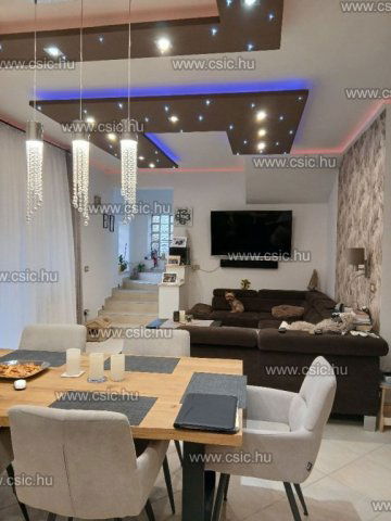 Eladó családi ház, Dunakeszin 229 M Ft, 6+1 szobás