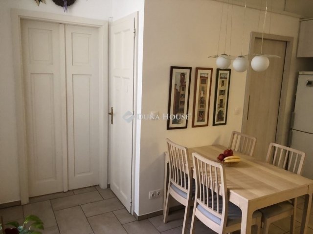 Eladó téglalakás, Budapesten, VIII. kerületben 104.7 M Ft