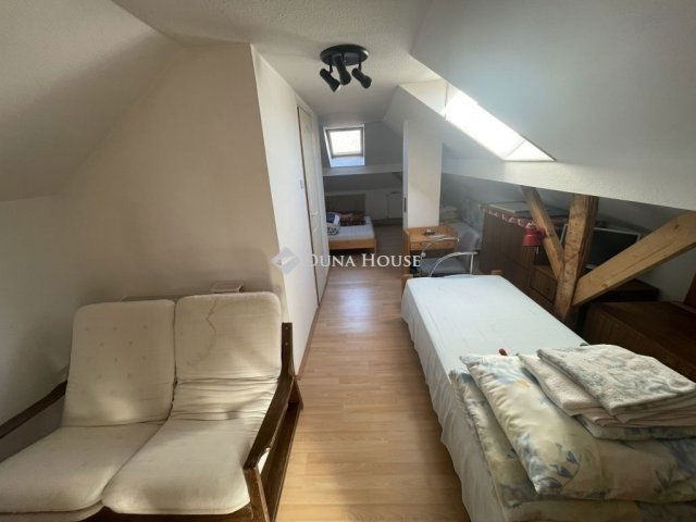 Eladó családi ház, Budapesten, XVIII. kerületben 99 M Ft