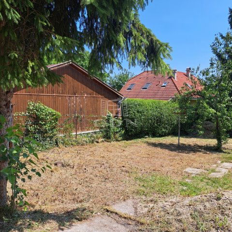 Eladó telek, Balatonkenesén 37 M Ft / költözzbe.hu