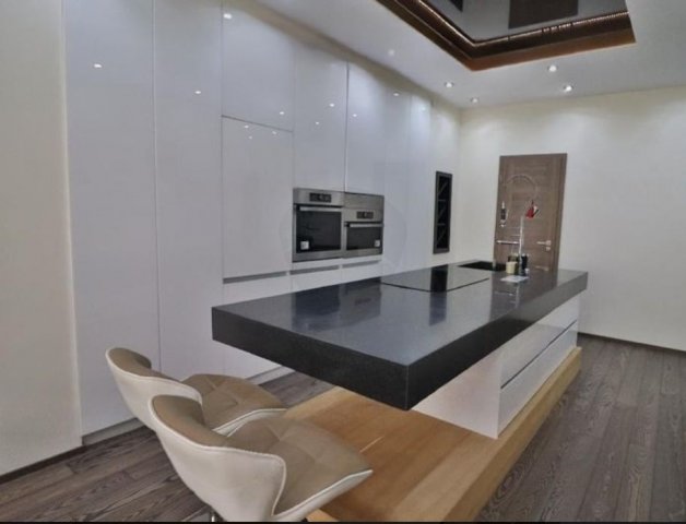 Eladó téglalakás, Budapesten, V. kerületben 149 M Ft, 3 szobás