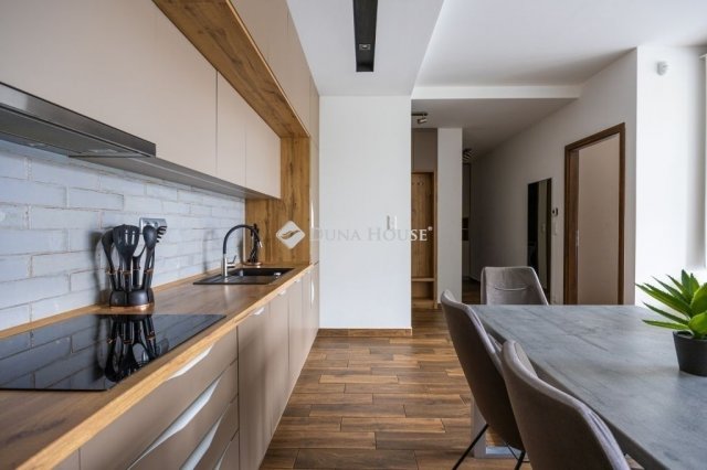 Eladó téglalakás, Budapesten, XI. kerületben 116.9 M Ft