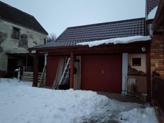 Eladó családi ház, Dadon 77 M Ft, 2 szobás