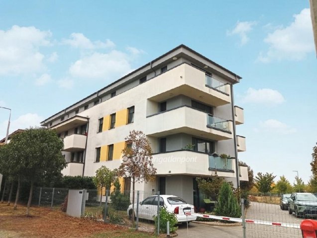 Kiadó téglalakás, albérlet, Veszprémben 280 E Ft / hó