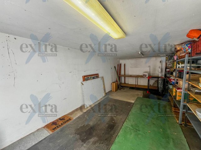 Eladó garázs, Szegeden 14.4 M Ft, 1 szobás / költözzbe.hu