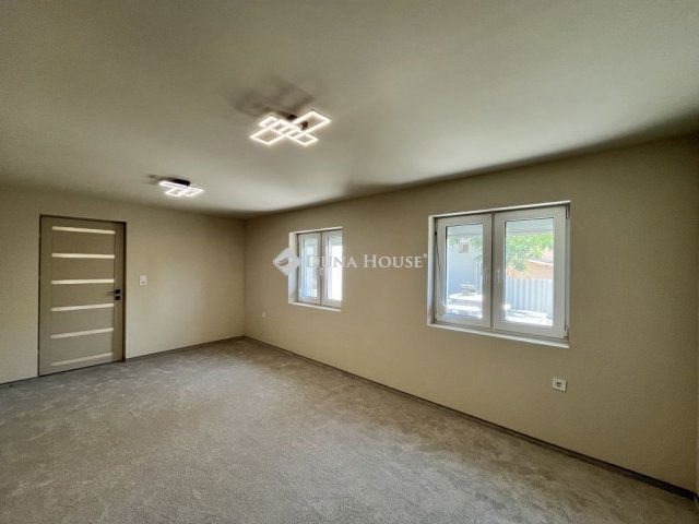 Eladó családi ház, Fóton 99.9 M Ft, 4 szobás