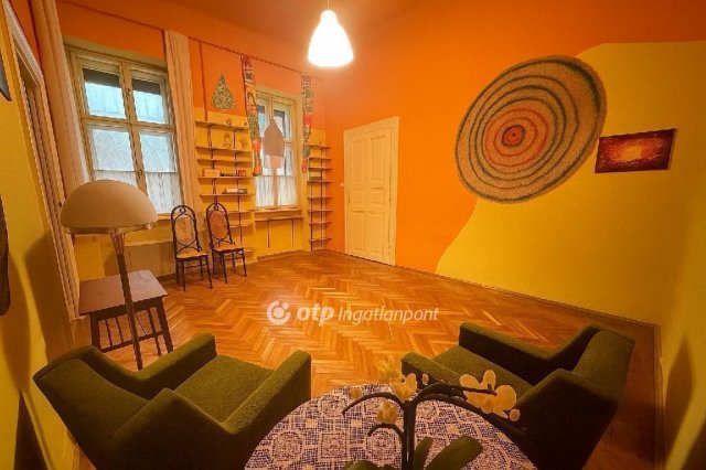 Eladó téglalakás, Budapesten, VII. kerületben 64.9 M Ft