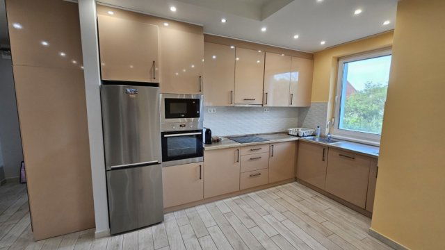Kiadó téglalakás, albérlet, Debrecenben 330 E Ft / hó, 4 szobás