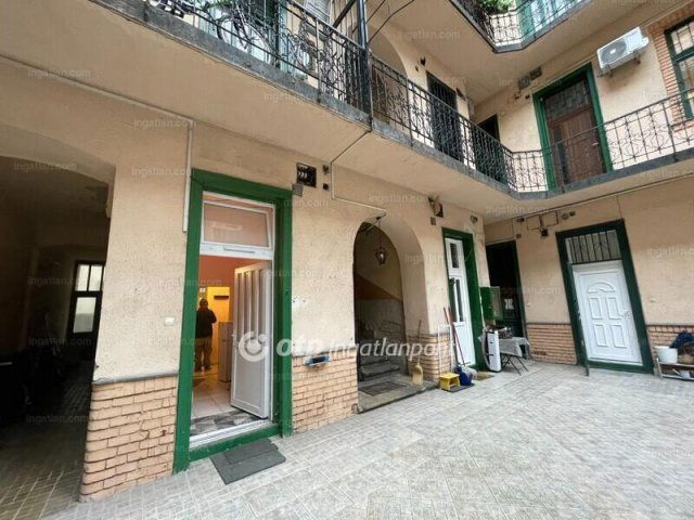 Eladó téglalakás, Budapesten, VII. kerületben 42.9 M Ft