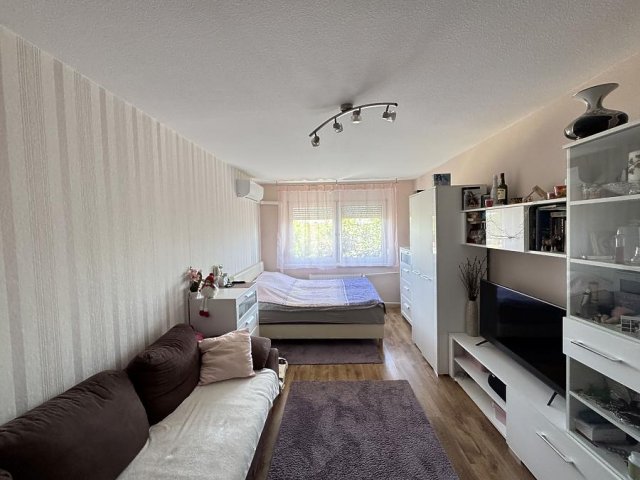 Eladó panellakás, Budapesten, III. kerületben 65.9 M Ft, 2 szobás