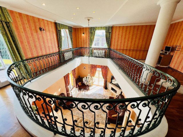 Eladó családi ház, Budapesten, XVI. kerületben 236 M Ft