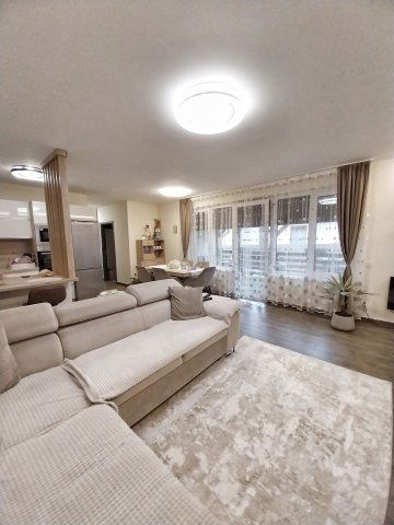 Eladó ikerház, Nyíregyházán 85 M Ft, 3 szobás