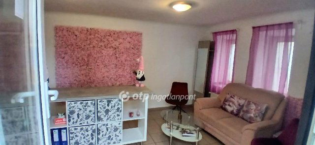 Eladó téglalakás, Budapesten, IX. kerületben 40 M Ft, 2 szobás