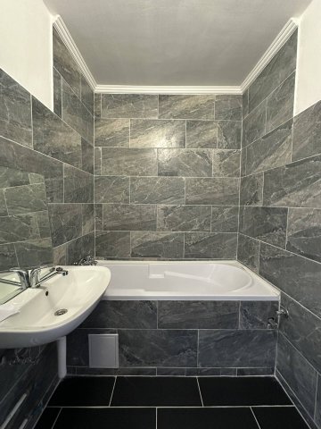 Eladó téglalakás, Miskolcon 32.99 M Ft, 1+2 szobás