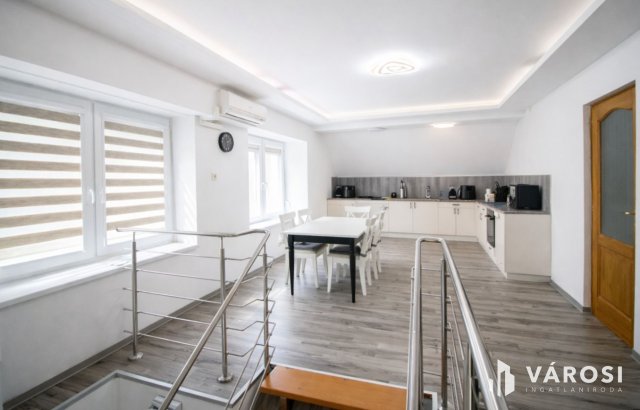 Eladó családi ház, Nagyszénáson 90 M Ft, 5 szobás
