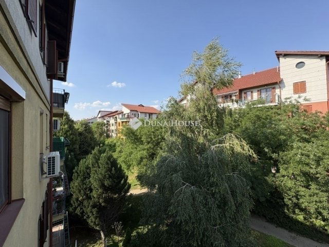 Eladó téglalakás, Budapesten, XX. kerületben 95 M Ft, 3 szobás