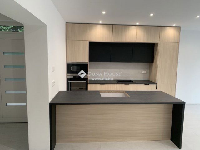 Eladó ikerház, Törökbálinton 171.5 M Ft, 5 szobás