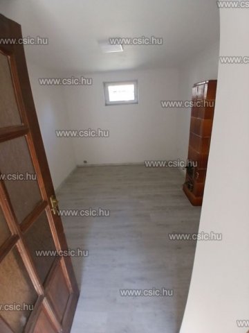 Eladó családi ház, Örkényen 45 M Ft, 3 szobás