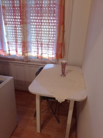 Kiadó téglalakás, albérlet, VIII. kerületben, József körúton
