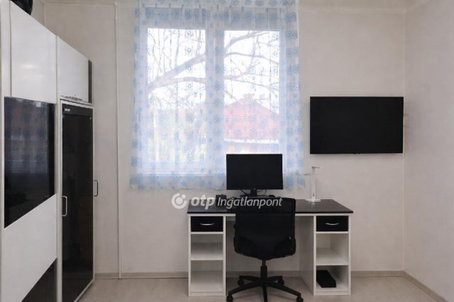 Eladó panellakás, Budapesten, XX. kerületben 74.9 M Ft, 2 szobás