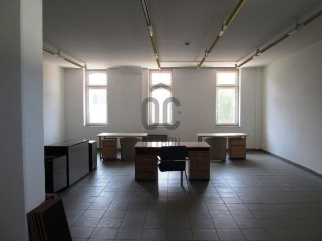 Kiadó iroda, Budapesten, III. kerületben 516 E Ft / hó