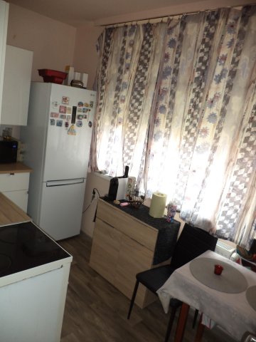 Eladó panellakás, Várpalotán 36 M Ft, 1+1 szobás