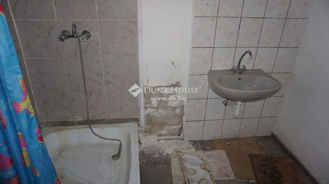 Kiadó ipari ingatlan, Zalaegerszegen 3880 E Ft / hó