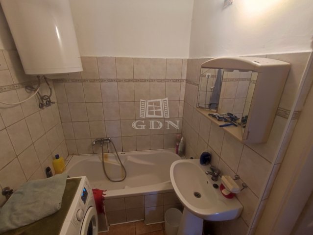 Eladó családi ház, Baján 26.99 M Ft, 3 szobás