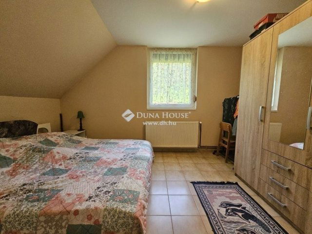 Eladó családi ház, Orfűn 134 M Ft, 6 szobás