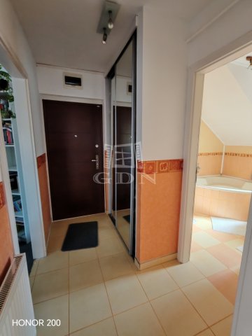 Eladó téglalakás, Szigetszentmiklóson 52.99 M Ft, 1+1 szobás