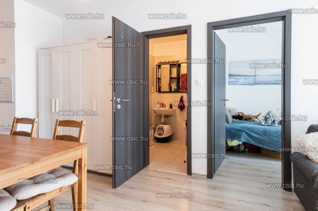 Eladó téglalakás, Budapesten, XI. kerületben, Adony utcában