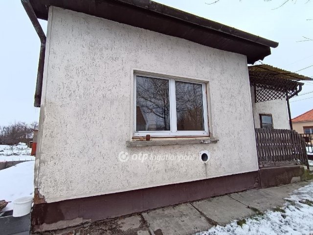 Eladó családi ház, Körösladányban 9.5 M Ft, 2+1 szobás