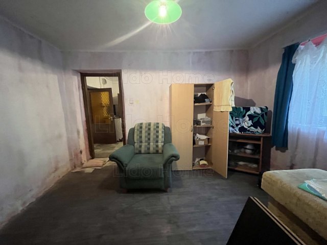 Eladó családi ház, Gyugyon 19.9 M Ft, 2 szobás