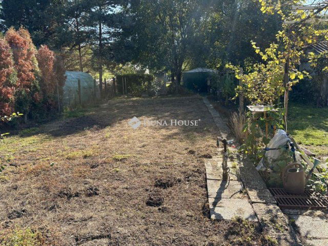 Eladó nyaraló, Győrött 19.871 M Ft, 1 szobás