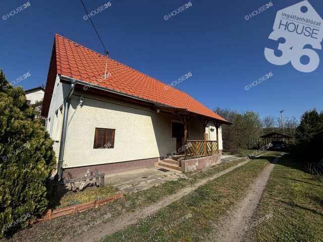 Eladó családi ház, Kecskeméten 69.9 M Ft, 3 szobás